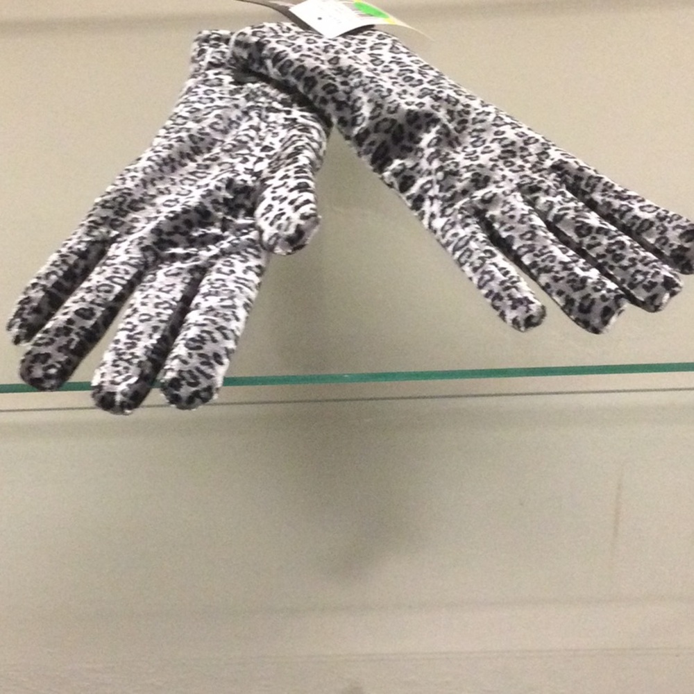 Van Heusen lined gloves